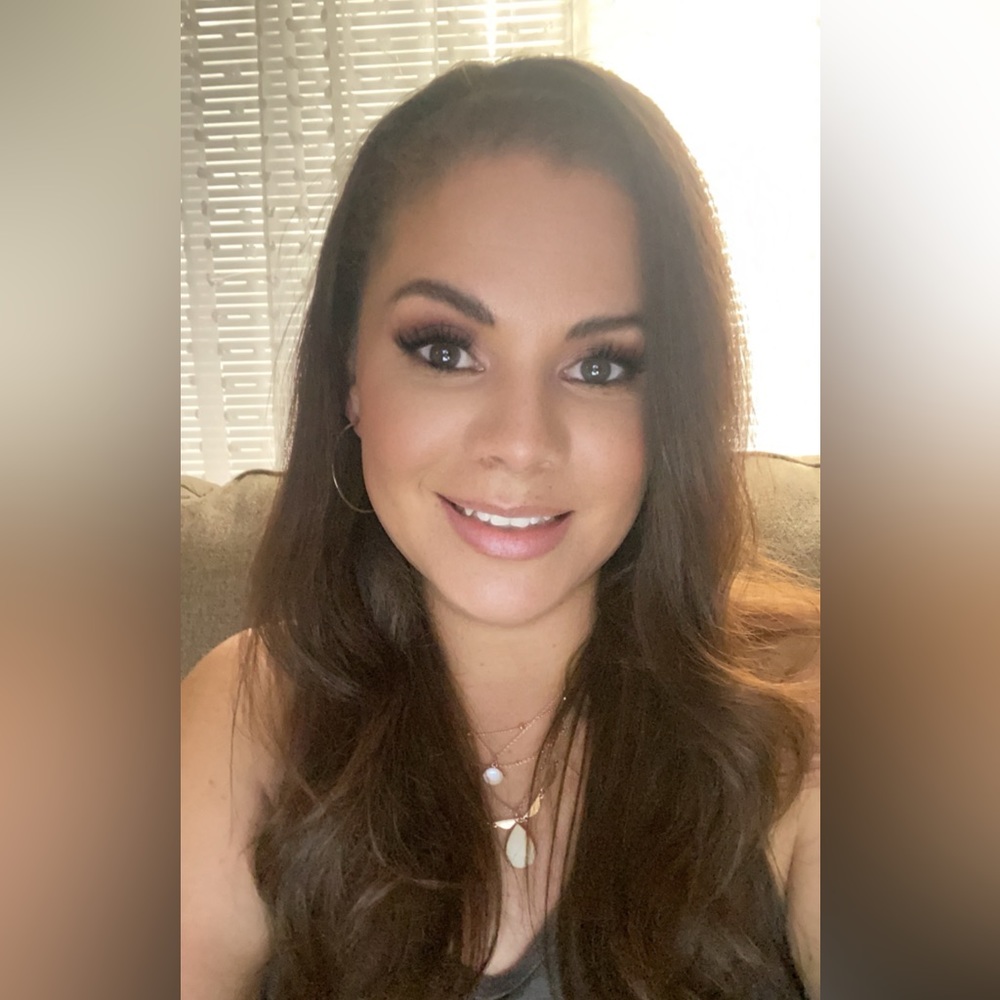 Meet your Posher, Junny